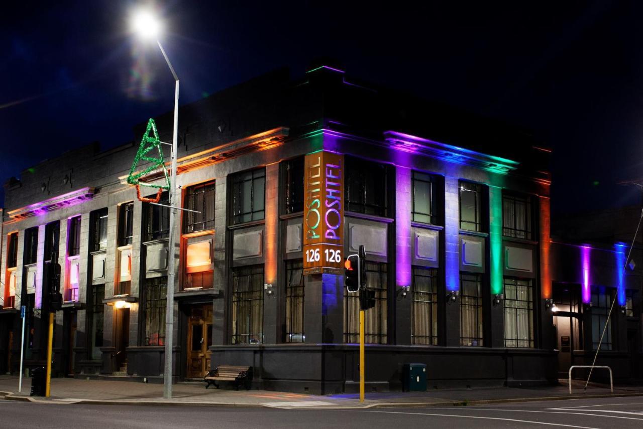 Poshtel Hotel Oamaru Exterior photo