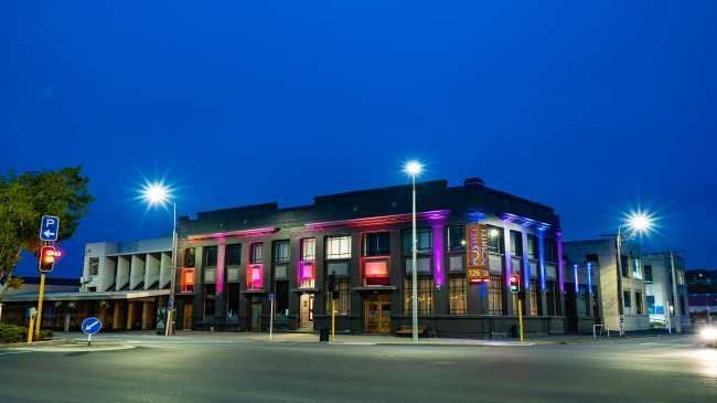 Poshtel Hotel Oamaru Exterior photo